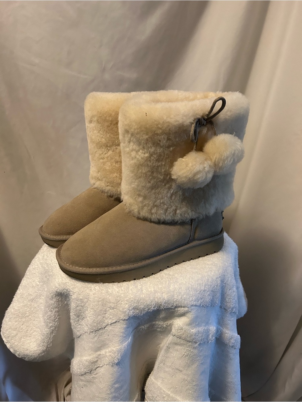 Rj’s FUZZIES, Shearling Pom Pom Beige Winter Boots